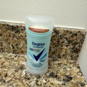 NWT Degree Advanced Shower Clean Deodorant
